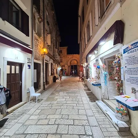 Διαμέρισμα Sky With Sky View Πόρετς